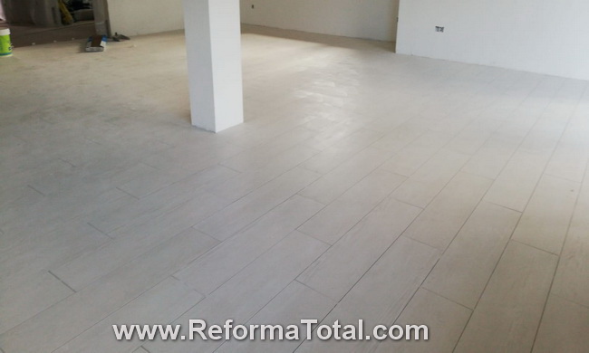 Negocio Local Pavimento Interior Chalet Madrid