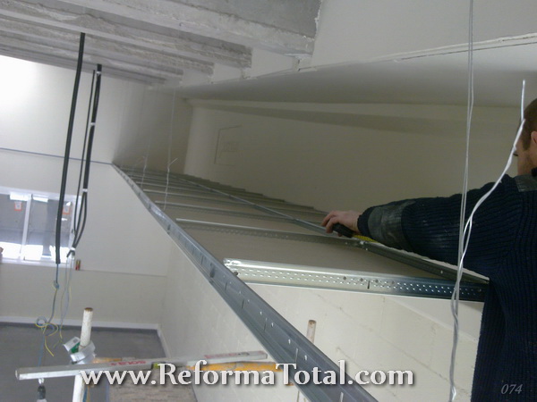 Trabajo Techos Armstrong Madrid